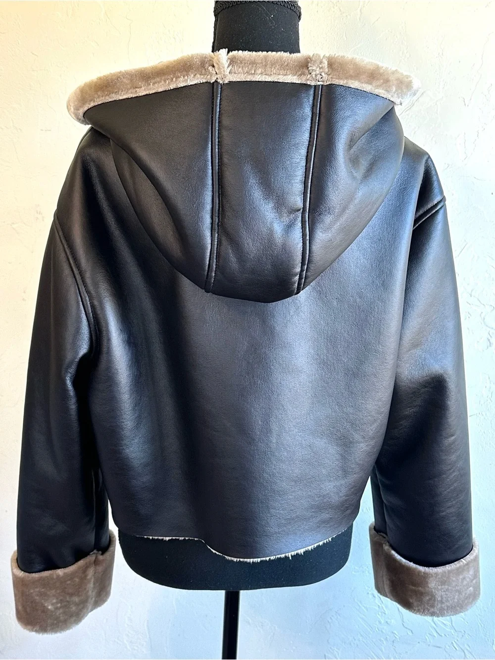 ASOS Brown Faux Leather Cropped Hooded Sherpa Lined Sleek Cozy Jacket Sz 6